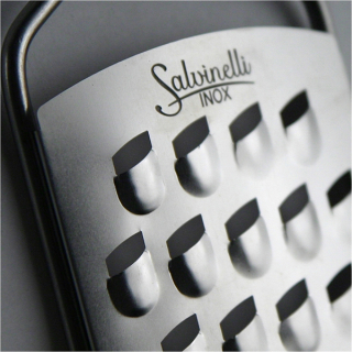 Ribež-za-jednosmjerno-ribanje-Grater-with-big-holes